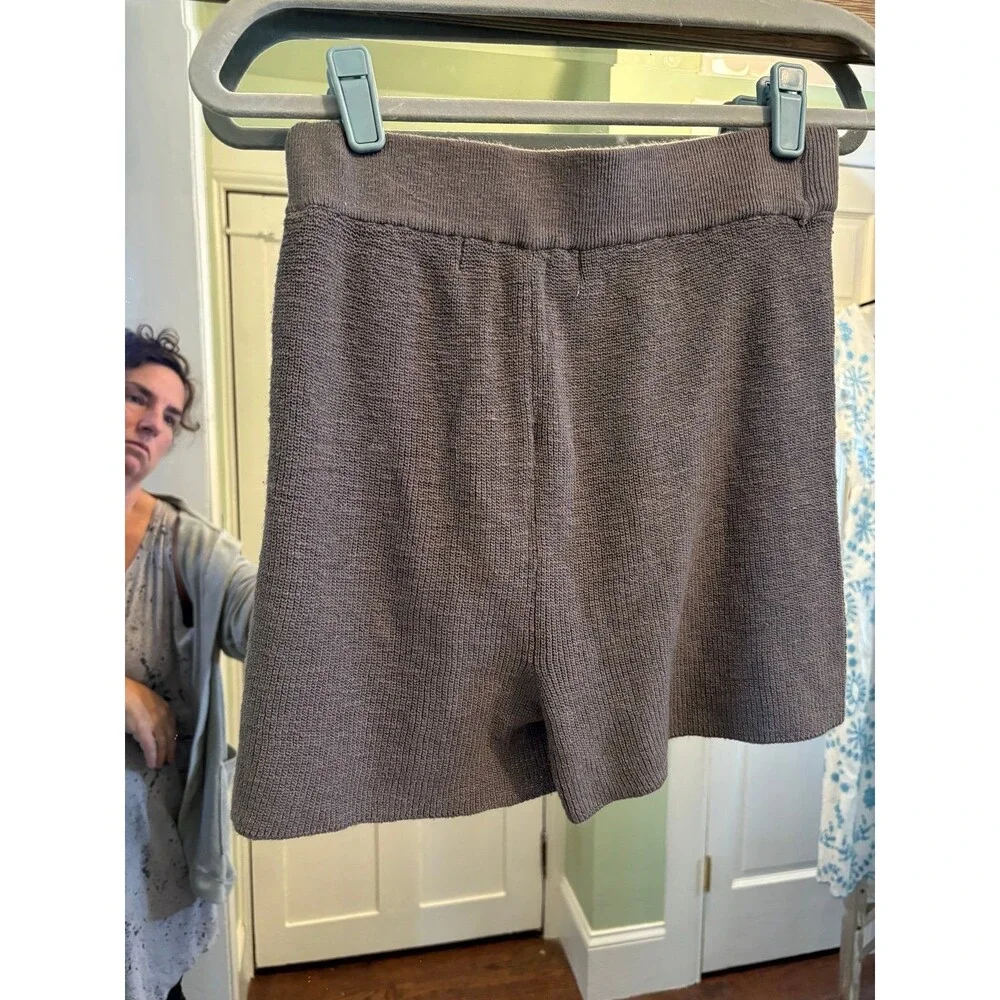 Free people beach size small Sm gray lounge sweater shorts
